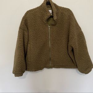 Urban outfitters willow fuzzy drawstring teddy bear Sherpa coat sz.M olive green